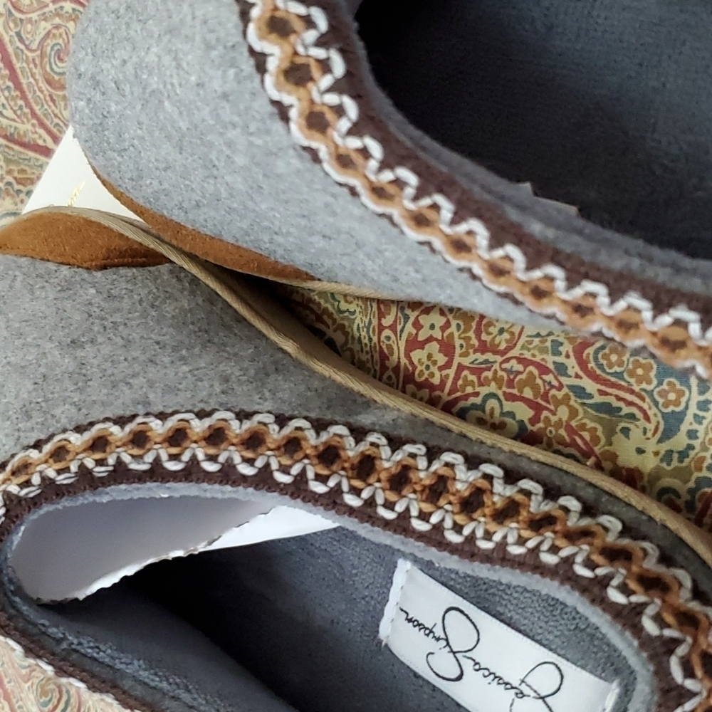 🍒 JESSICA SIMPSON GRAY SLIPPERS - Picture 10 of 12